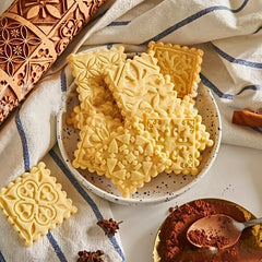 Vintage Pattern Embossing Rolling Pin Wooden Dough Roller Kitchen Utensil