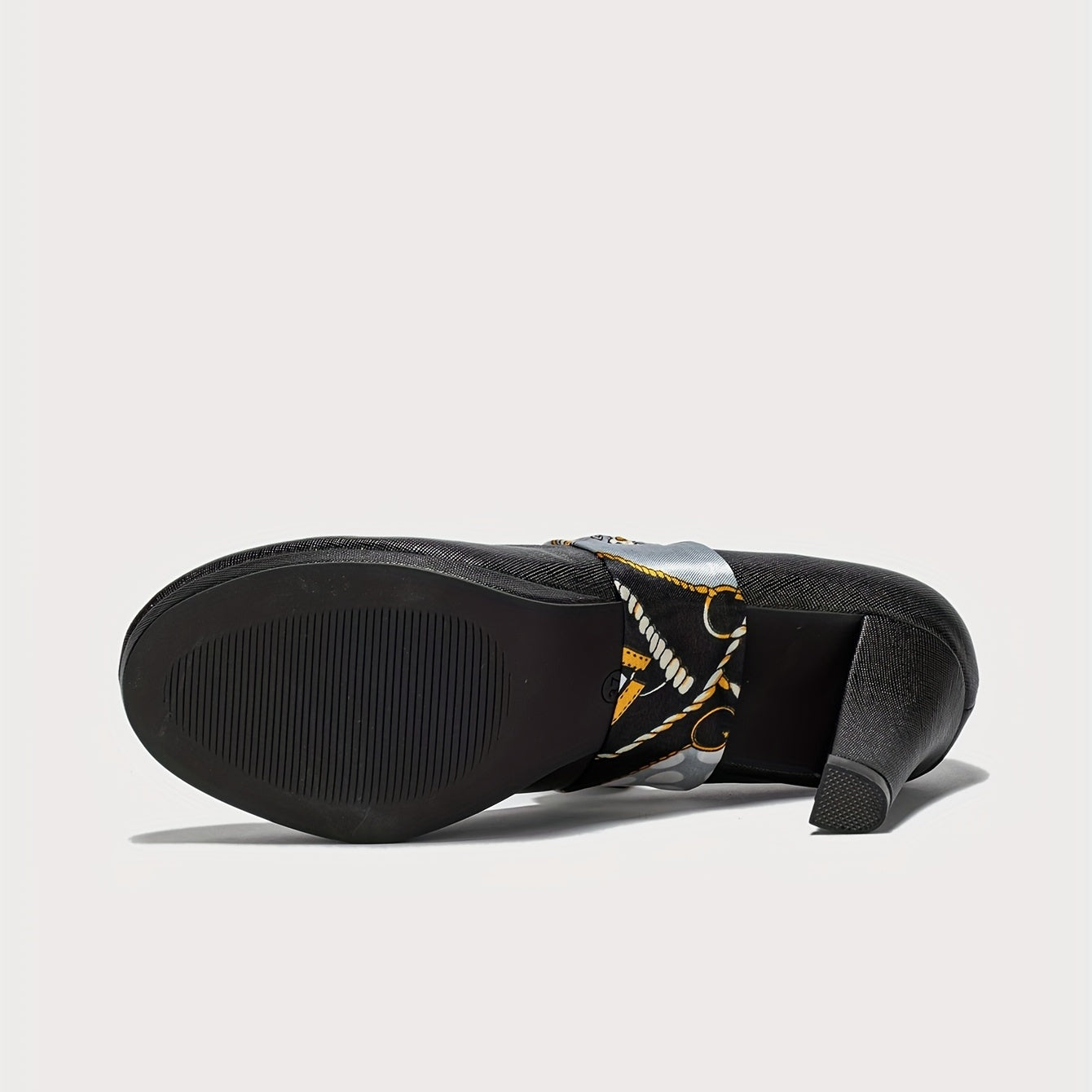 Women's Bowknot Block Heels Closed Toe Pumps