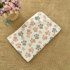 Soft Paw Print Blanket for Small Animals - Ideal for Hamsters & Guinea Pigs