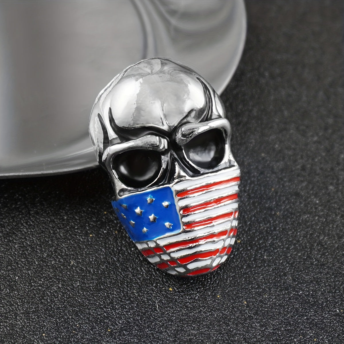 American Flag Skull Brooch Jacket Bags Decoration Punk Rock Style Brooch For Men
