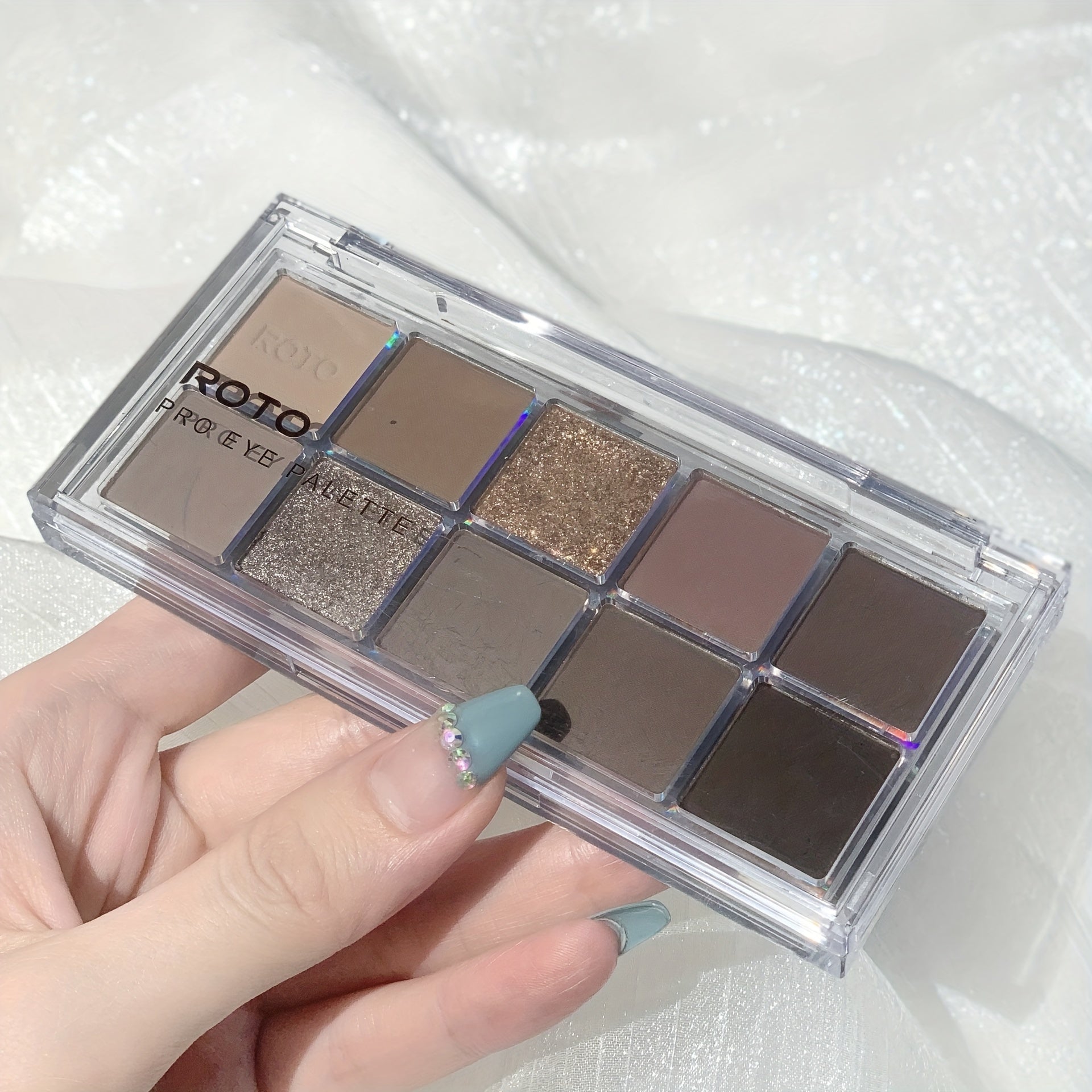 Dark Foggy Garden Pearlescent Eyeshadow Palette