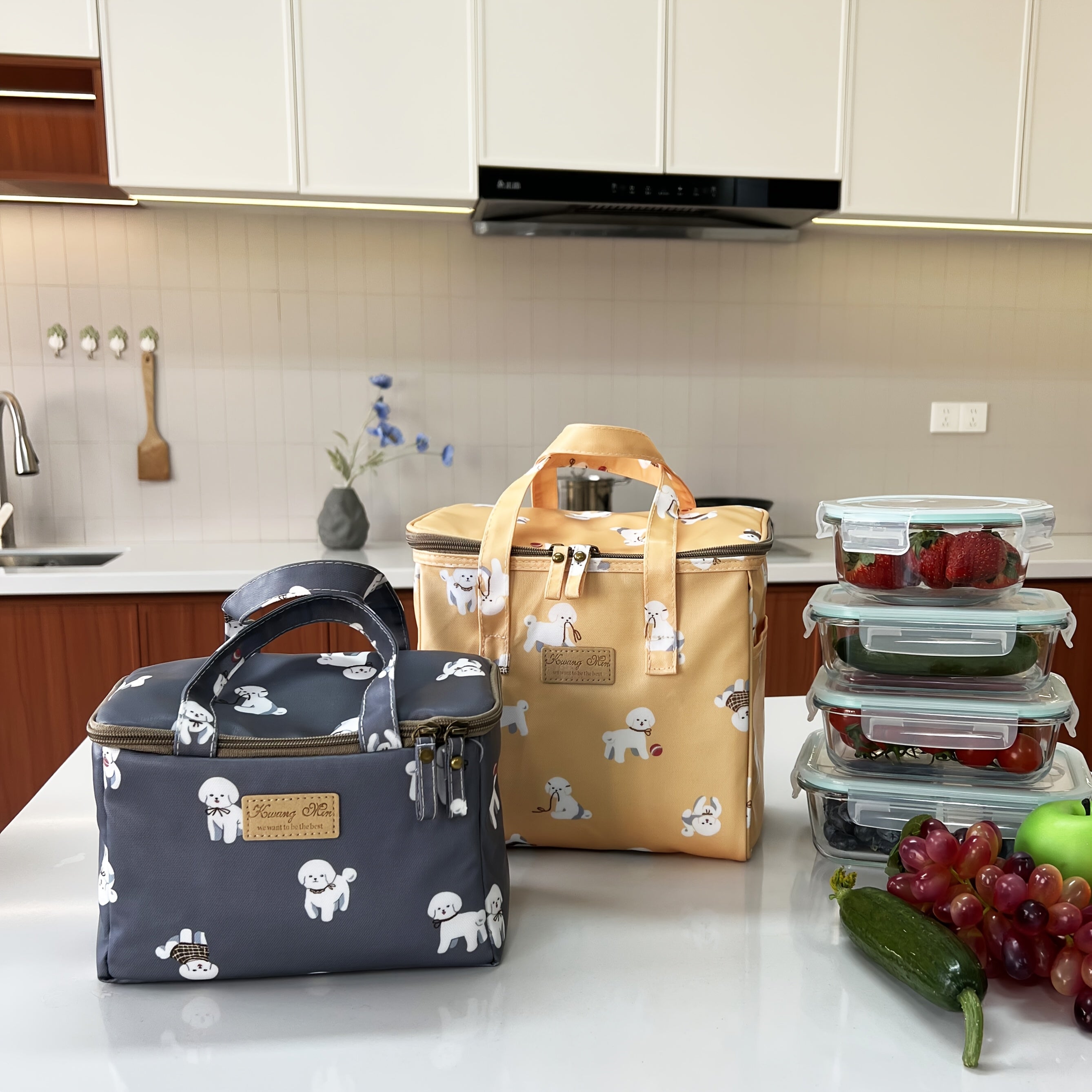 Large Capacity Insulated Lunch Bag with Joyful Dog