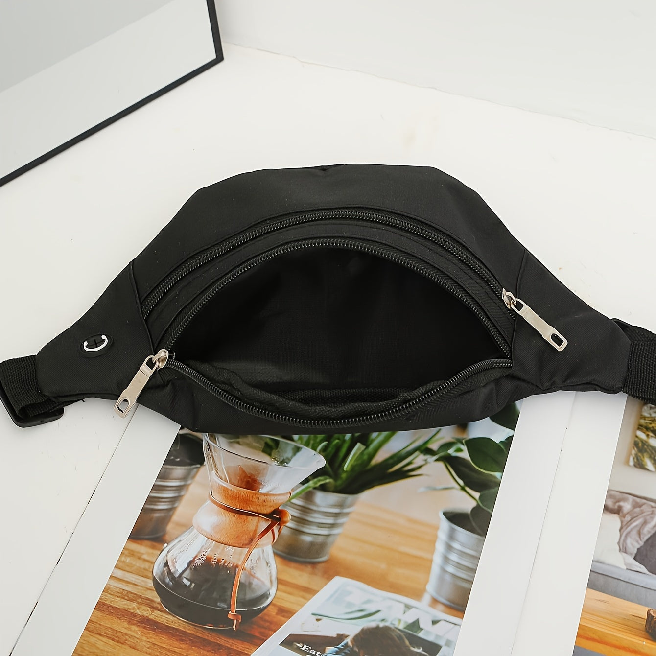 Waist Bag Fanny Pack Crossbody Bag Sports Running Travel Hiking Lightweight