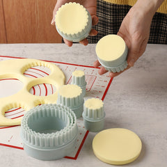 8 Piece Biscuit Mold Set Cookie Cutter for Birthday Party