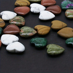 5pcs Natural Crystal Love Heart Shaped Yoga Stone Healing Crystal