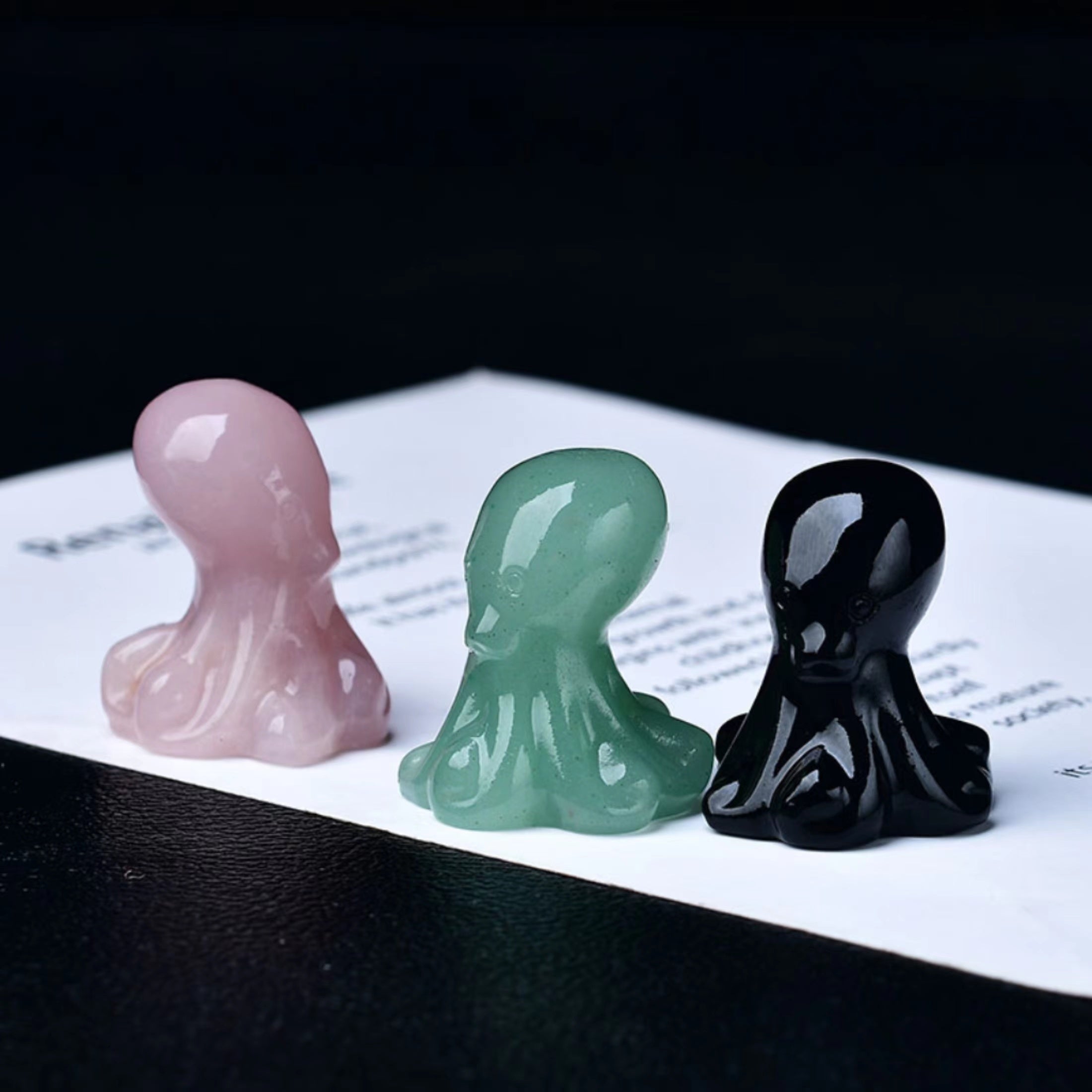 3.1'' Octopus Carving Statue for Home Office Decor, Pocket Gift