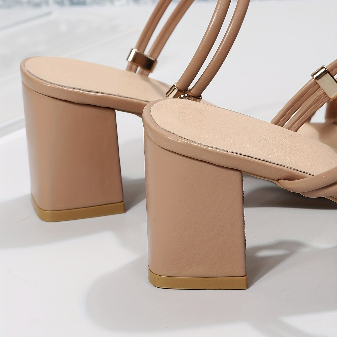 Women's Chunky Heels Cross Strap Sandals