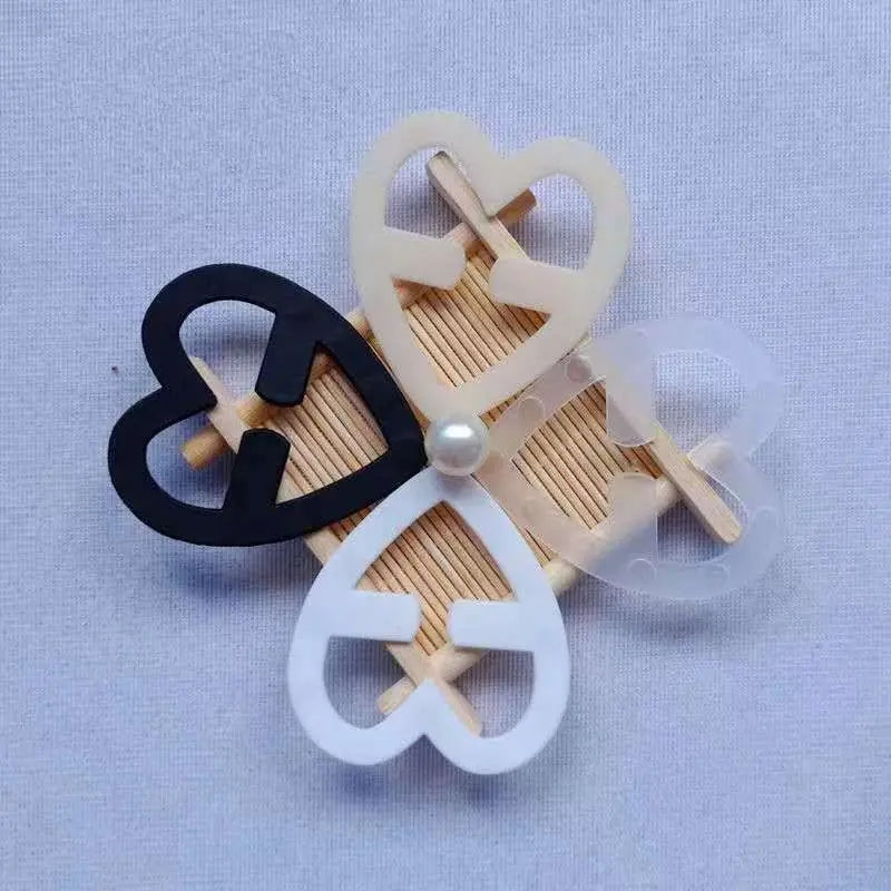 4 Pcs Butterfly Bra Strap Clips Non-slip Invisible Bra Buckle