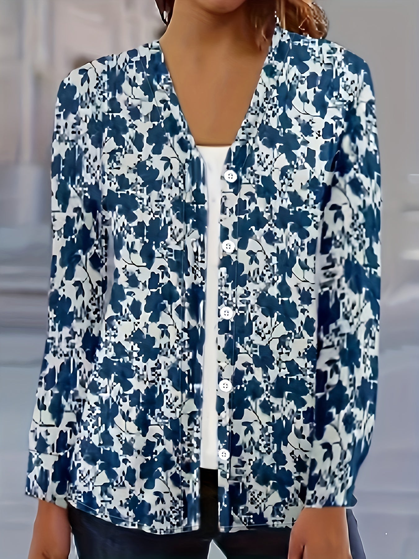  Floral Print Button Up V Neck Blouse