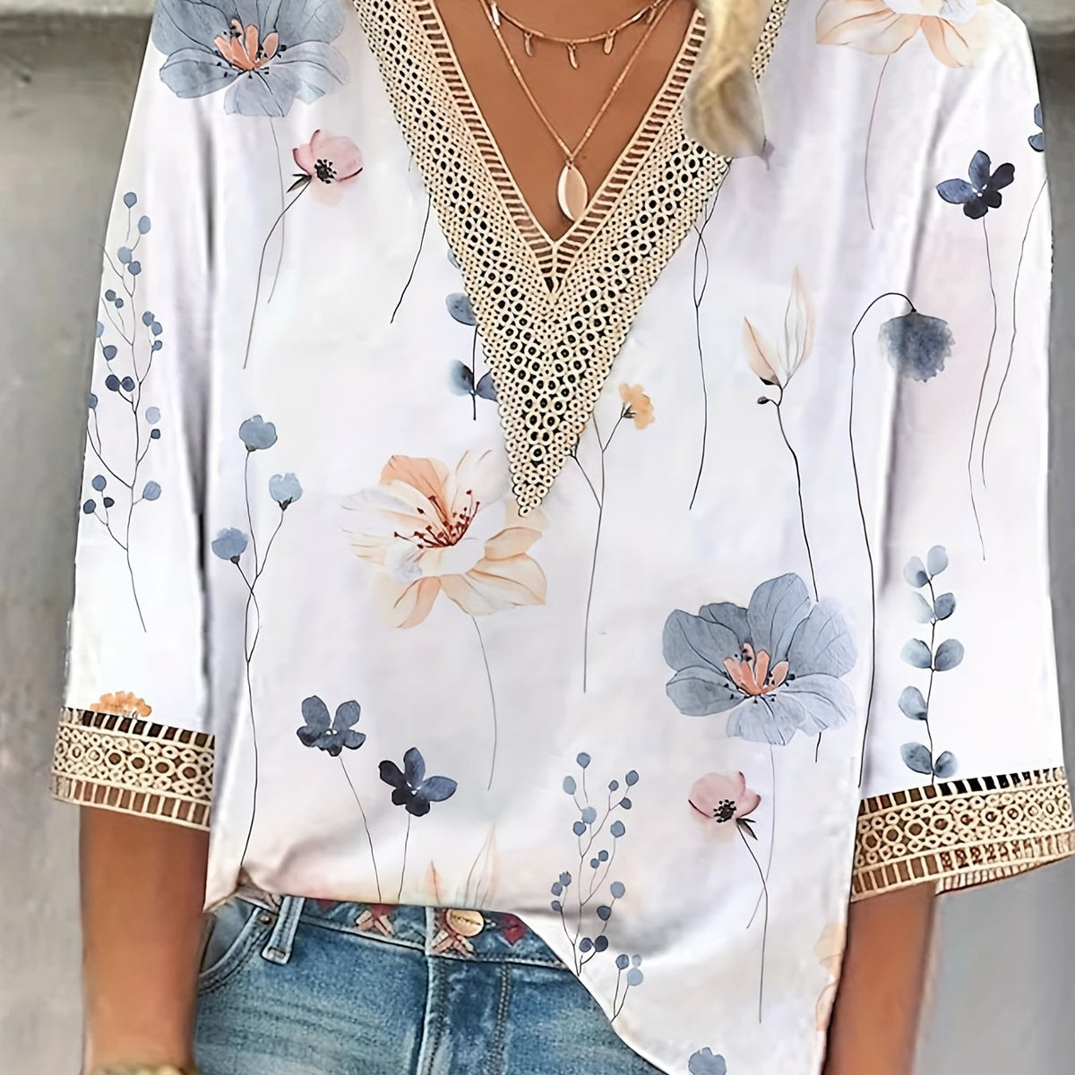  Floral Print Lace Sleeve V Neck Top