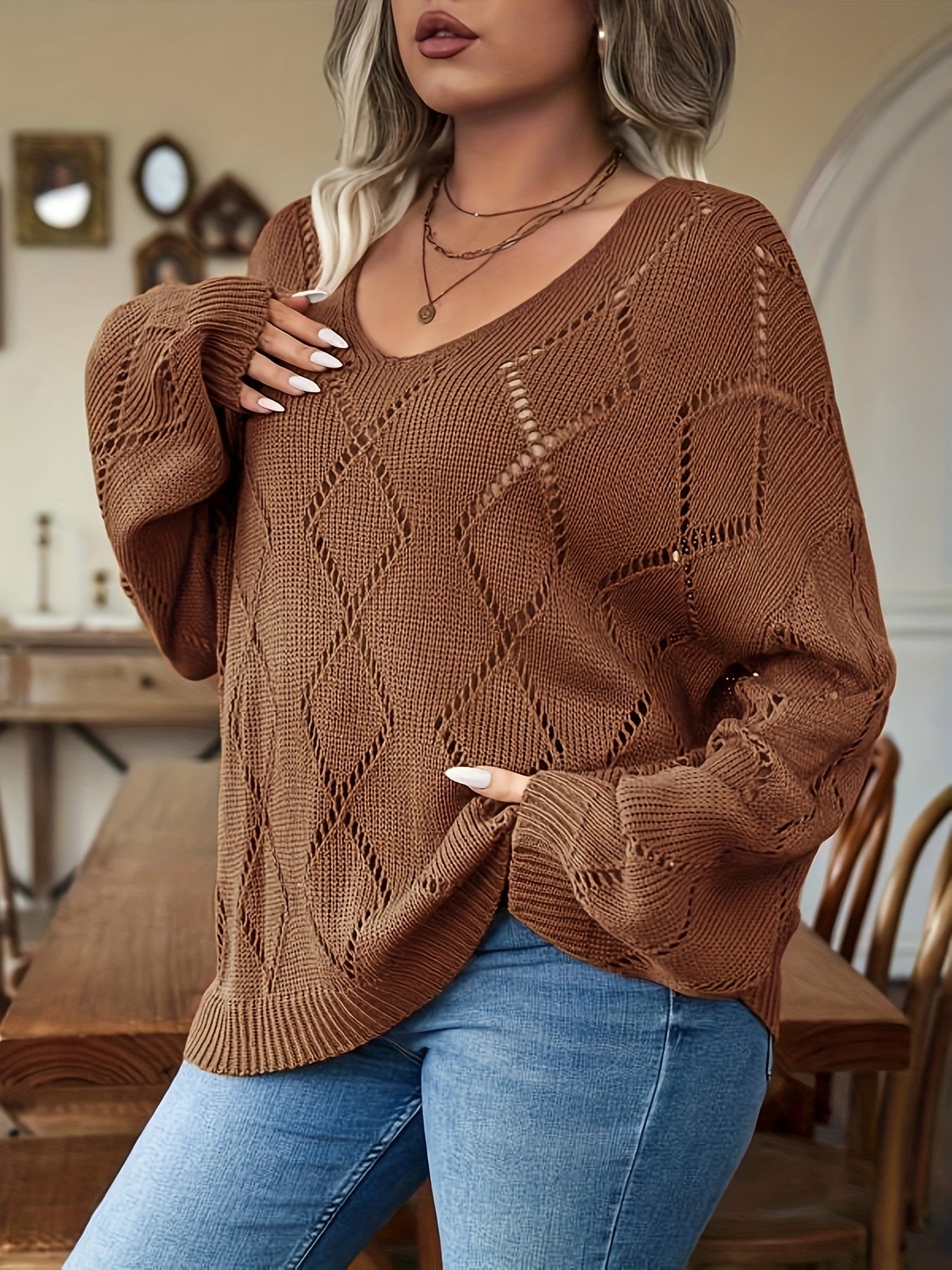  Solid Argyle Pattern Knit Top