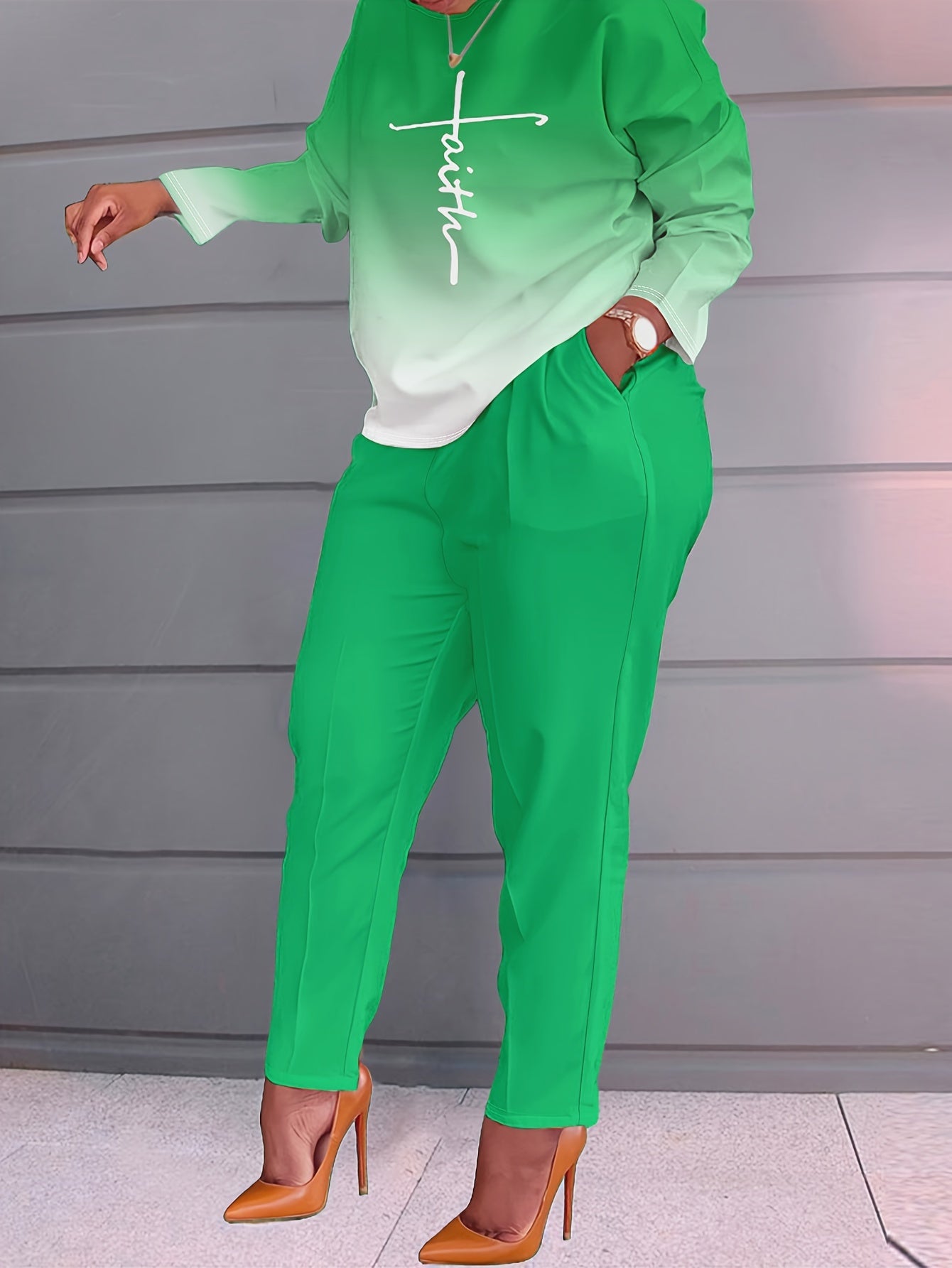 Women's Plus Letter & Ombre Print 2-Piece Set