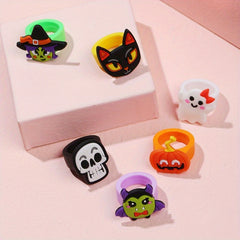 18pcs Halloween Party Rings Plastic Rings with 6 Unique Designs