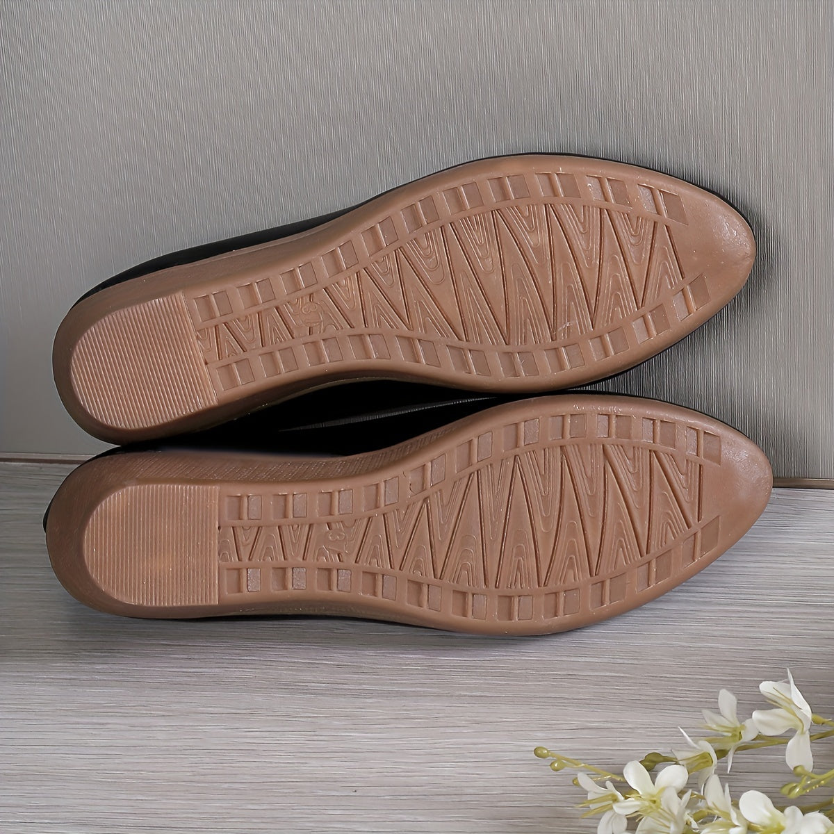 Women's Pointed Toe Slip On Flat Shoes Soft Sole Flats