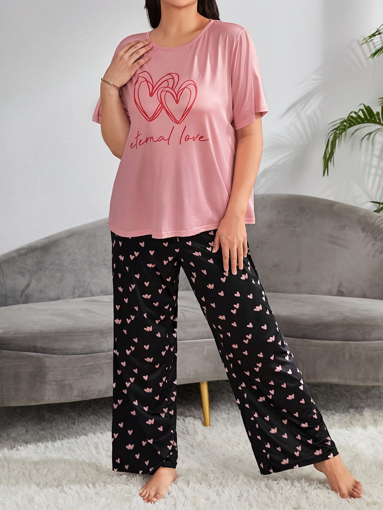 Heart & Letter Print Pajama Set Women's Tee & Pants