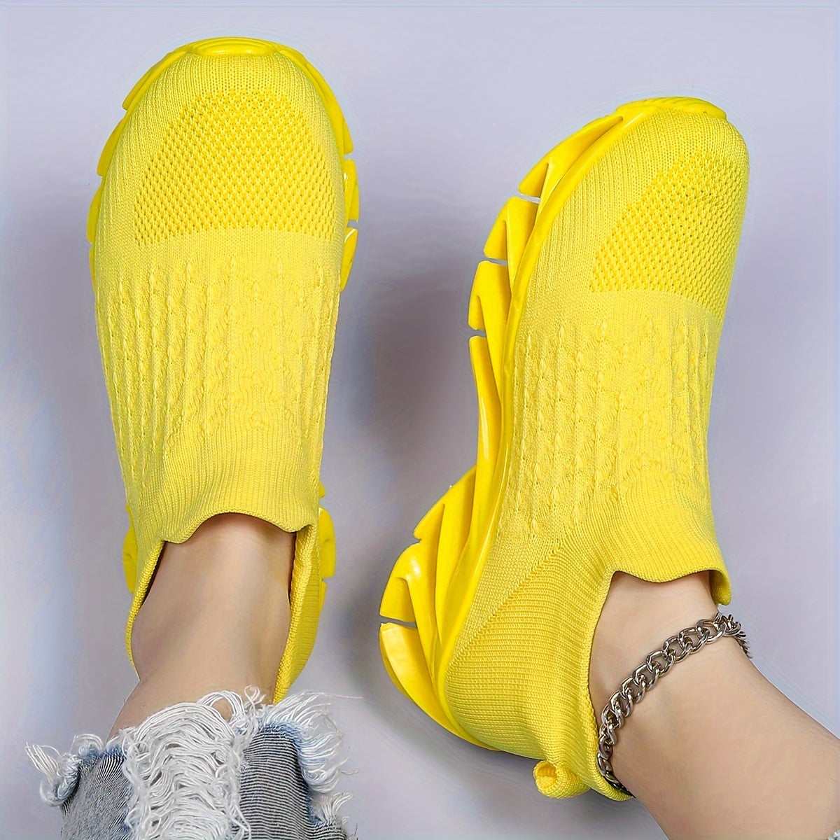 Women's Mesh Slip-On Athletic Running Shoes Solid Blade Style