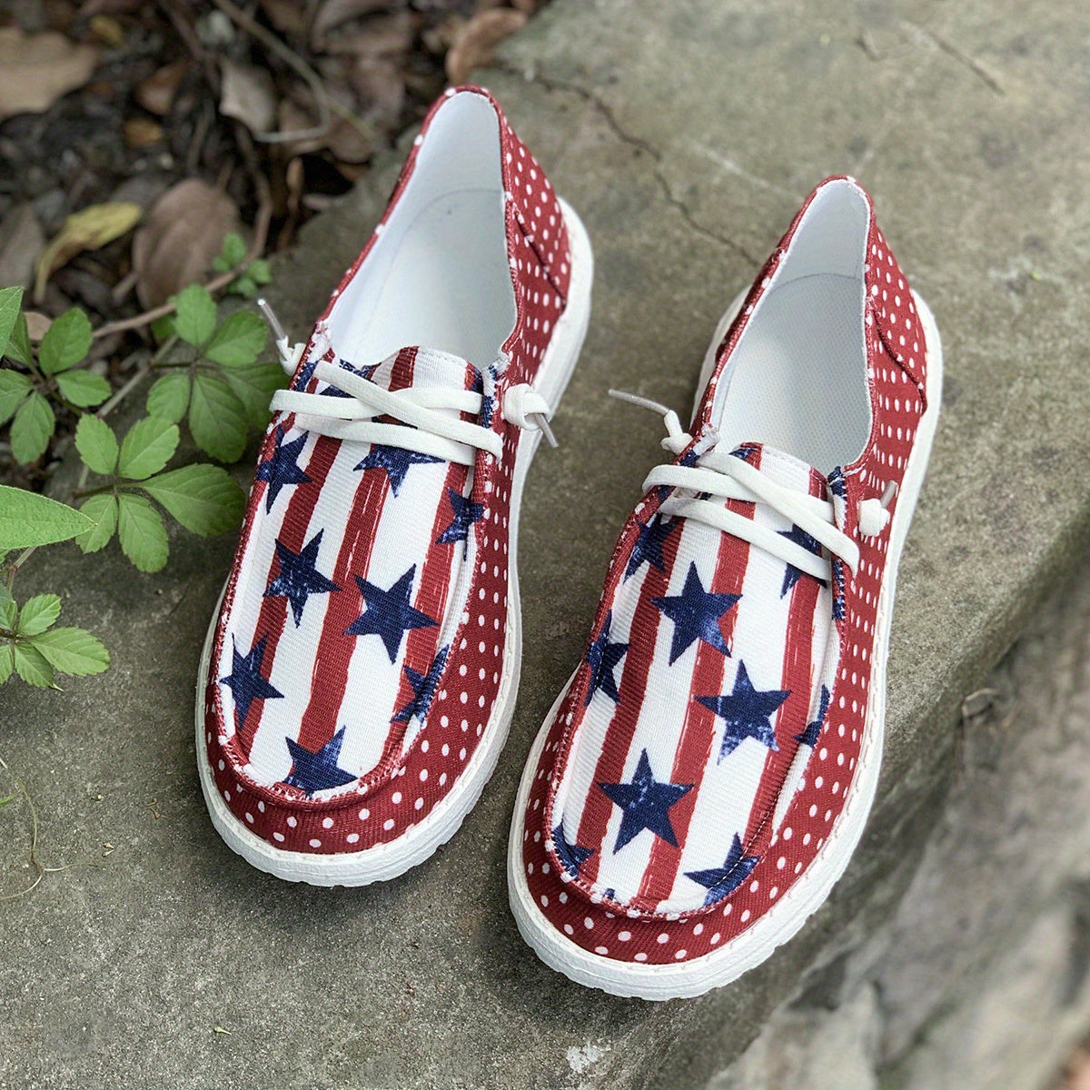 Women's Stars Pattern Canvas Shoes Casual Lace Up Outdoor Shoes Lightweight