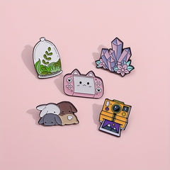 10pcs Random Cartoon Animal Brooches For Men, Accessories for Clothing & Bags
