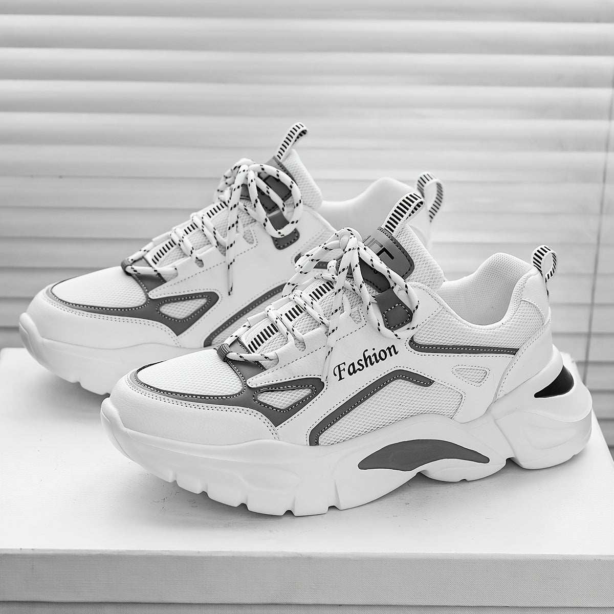 Men's Chunky Lace Up Sneakers Comfy Non Slip Soft Sole
