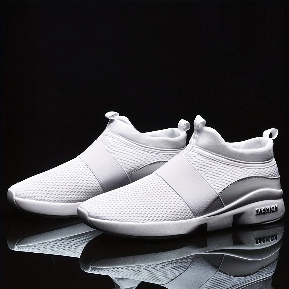 Men's Lightweight Slip On Casual Shoes For Traveling Jogging