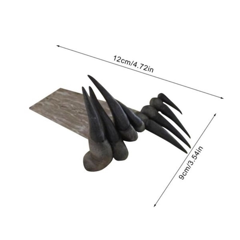 2pcs Devil Claw Resin Figurines Realistic Hand Figures with Sharp Claws