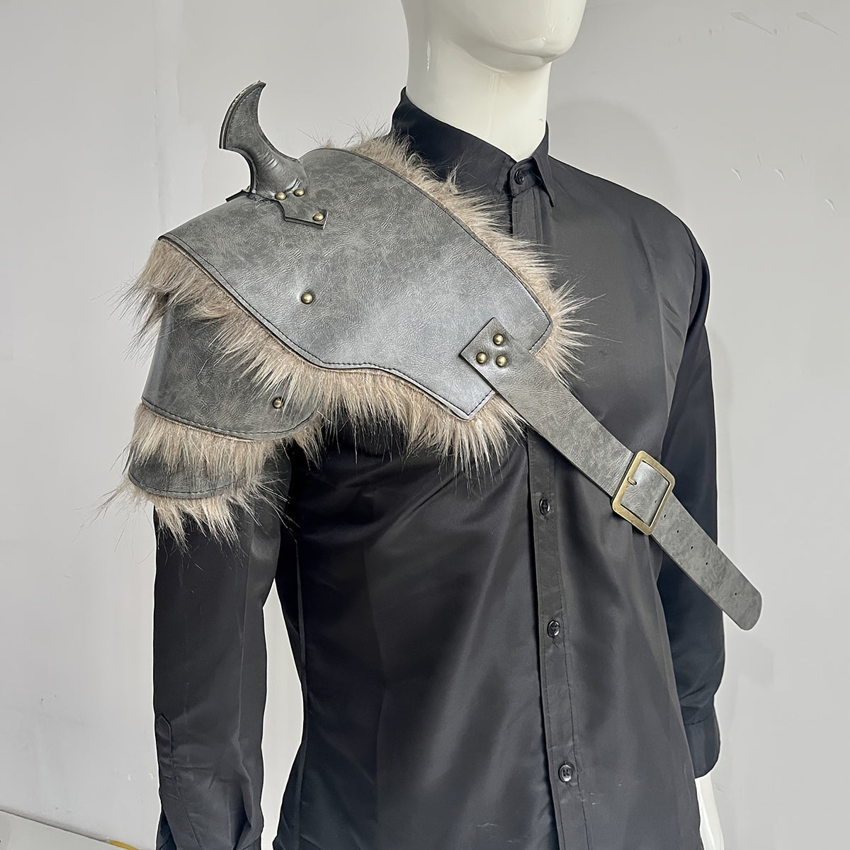 Viking Renaissance Costume Shoulder Armor Halloween Cosplay Props