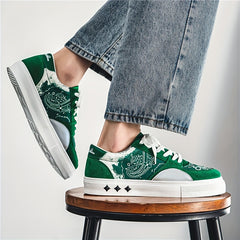 Men's Graffiti Print Lace-up Skate Shoes Lightweight Walking Sneakers