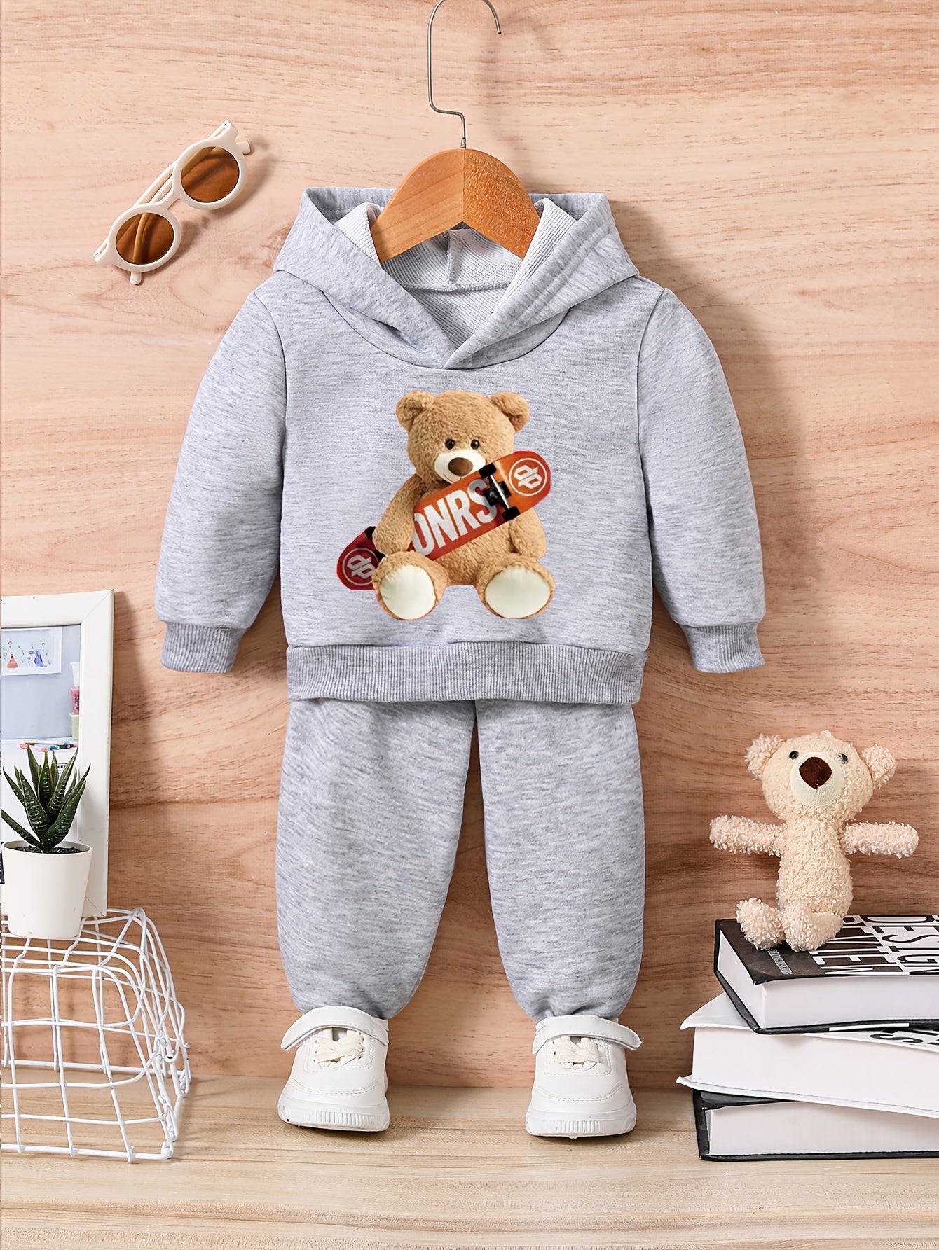 BEAR & SKATEBOARD Print Toddler Baby Sweatshirt & Trousers Set