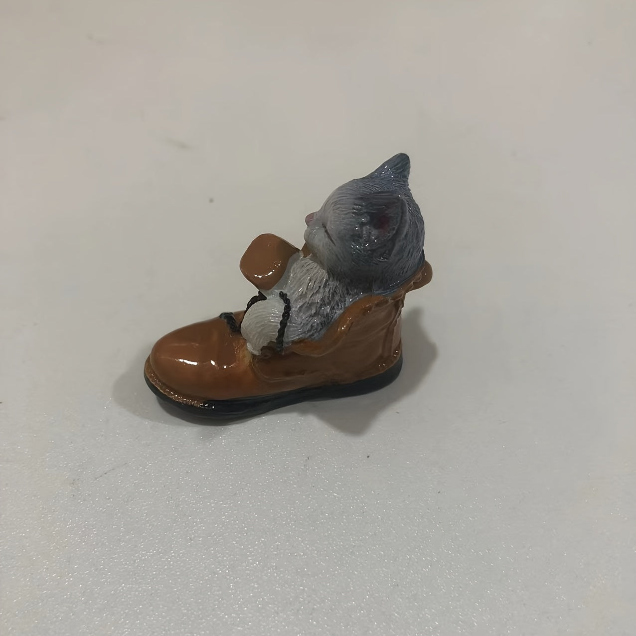 Resin Small Sleeping Kitten Figurine for Fairy Garden