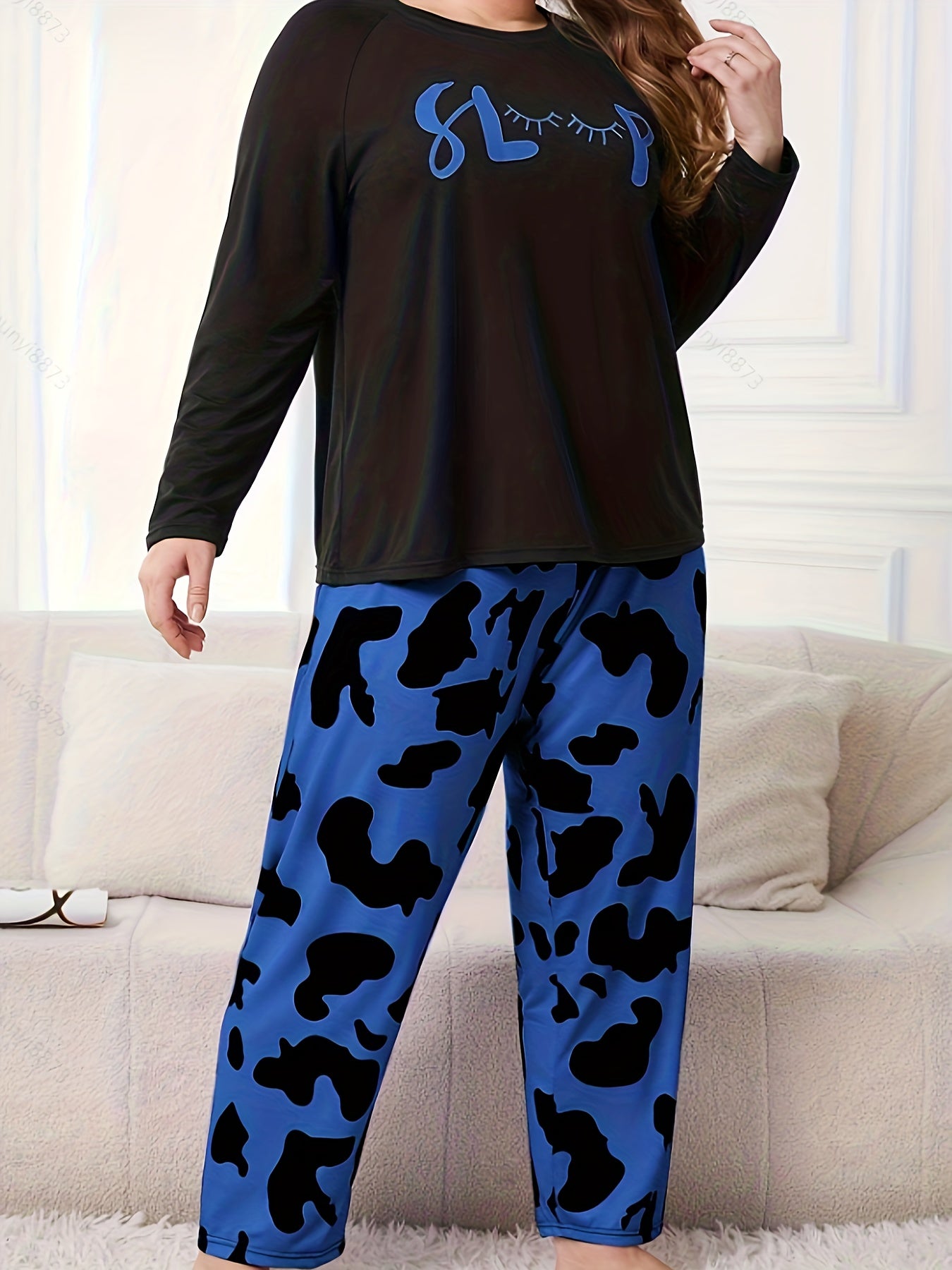 Eyelash & Cow Print Long Sleeve Round Neck T shirt & Pants Pajamas Set