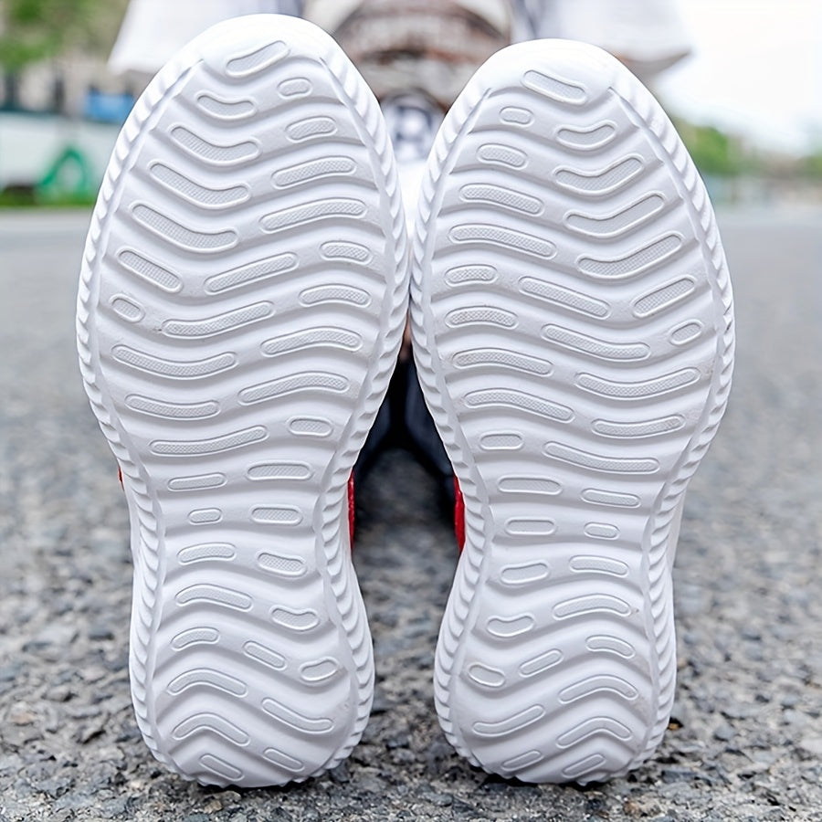 Men's Lightweight Slip-On Mesh Athletic Shoes