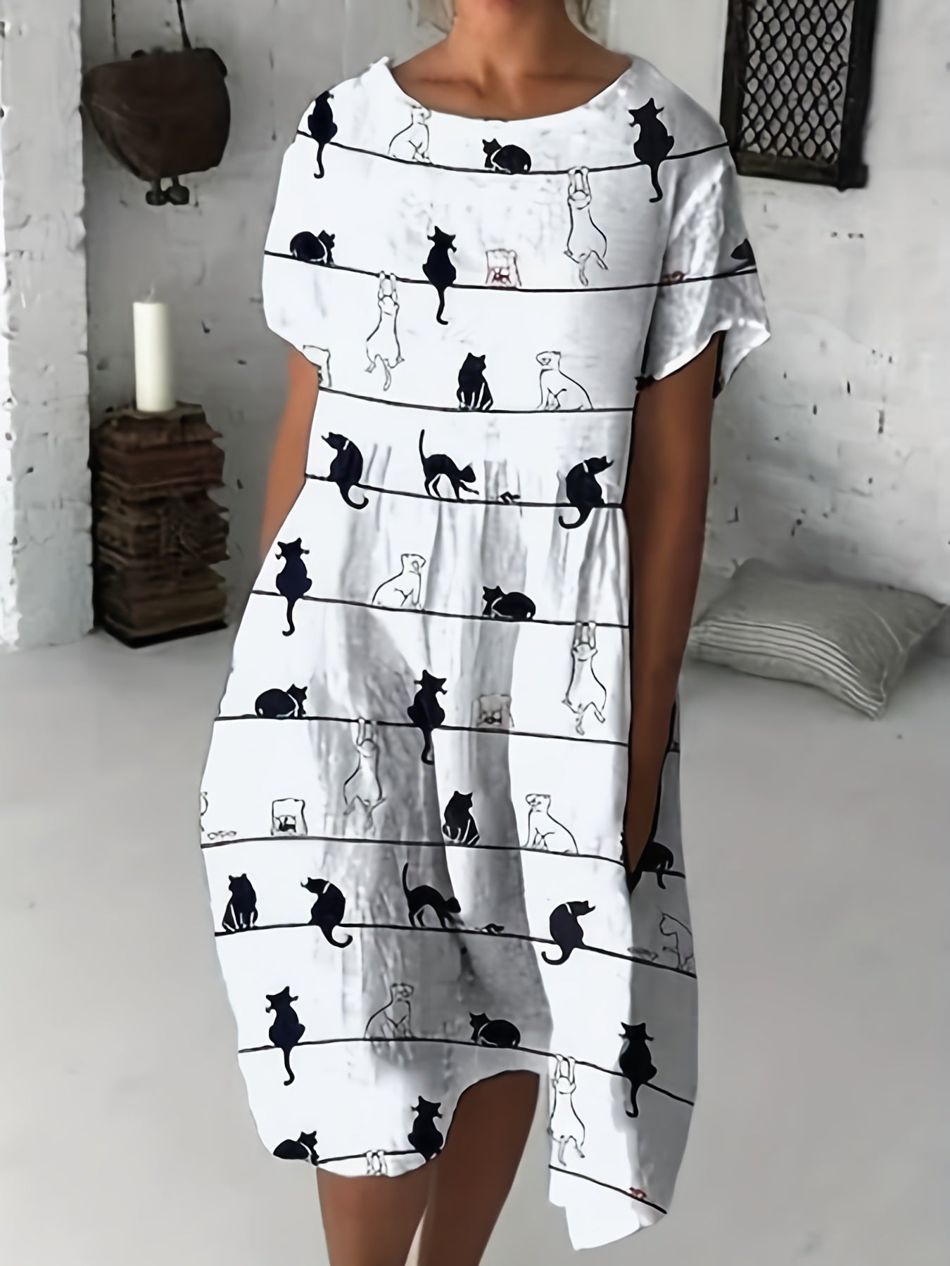  Cat Print Short Sleeve Round Neck Dress