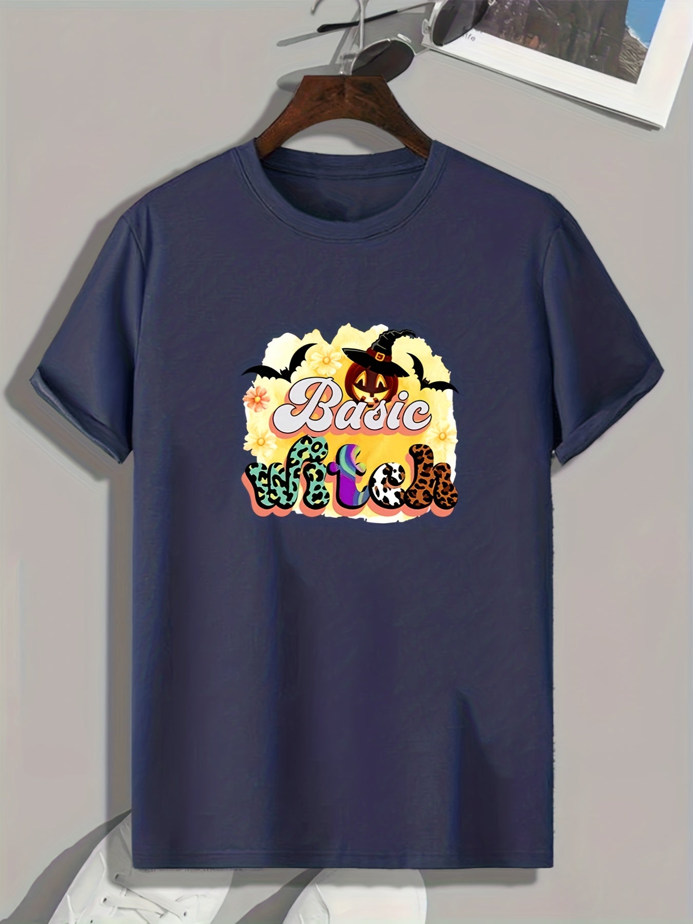 Basic Witch Halloween Print Men's Graphic T-shirt