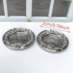 2pcs 1:12 Mini Dollhouse Metal Carved Dinner Plate S