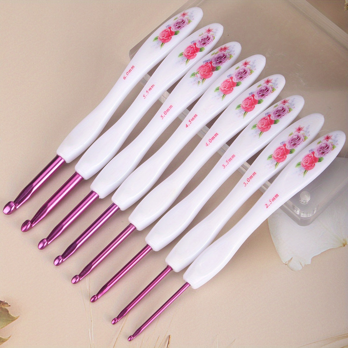 Set Of 8 Plastic Handle Aluminum Crochet Set Ergonomic Knitting Needle