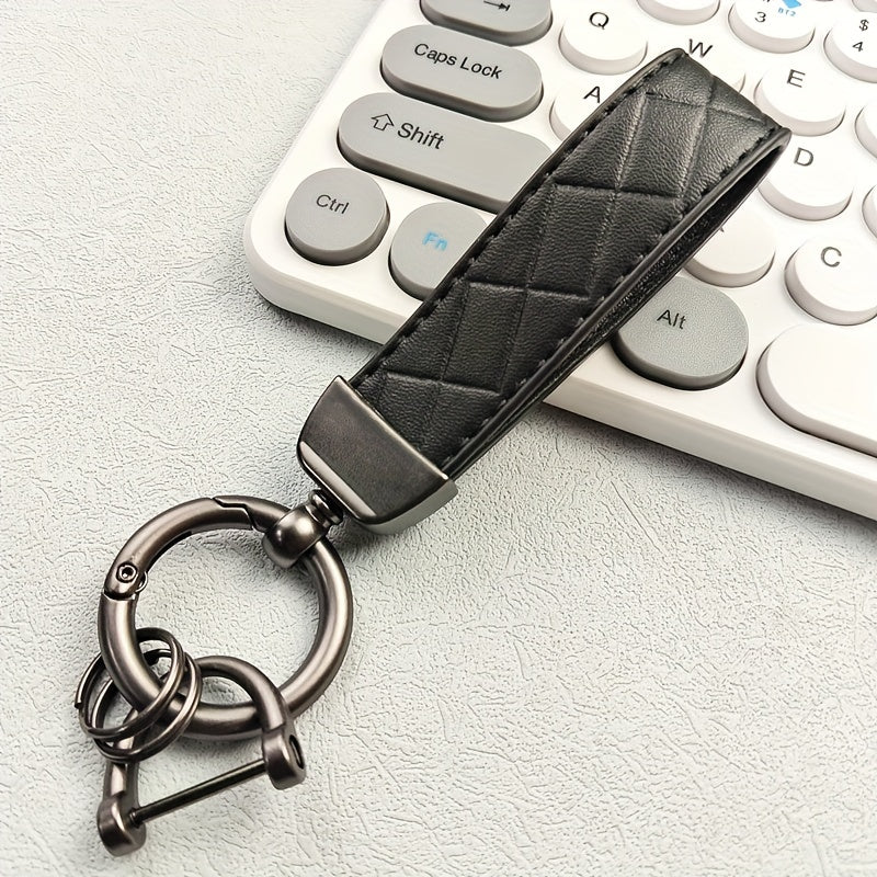 PU Leather Car Keychain with Anti Lost D Ring Key Chain for Men Women