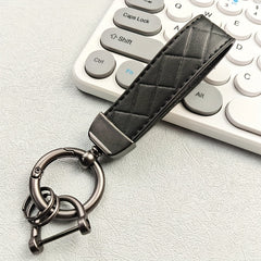 PU Leather Car Keychain with Anti Lost D Ring Key Chain for Men Women