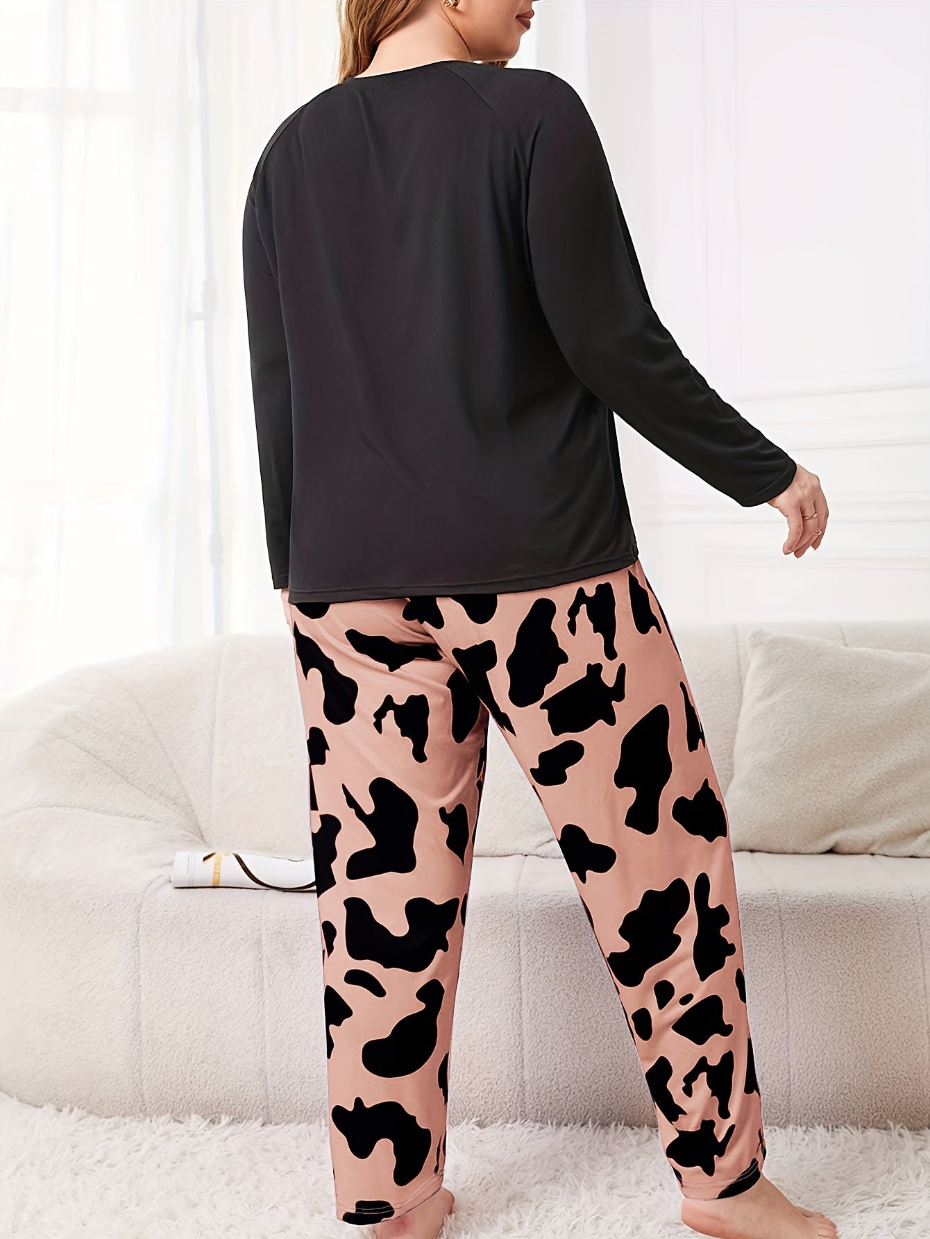  Eyelash & Cow Print Tee & Pants Pajamas Set