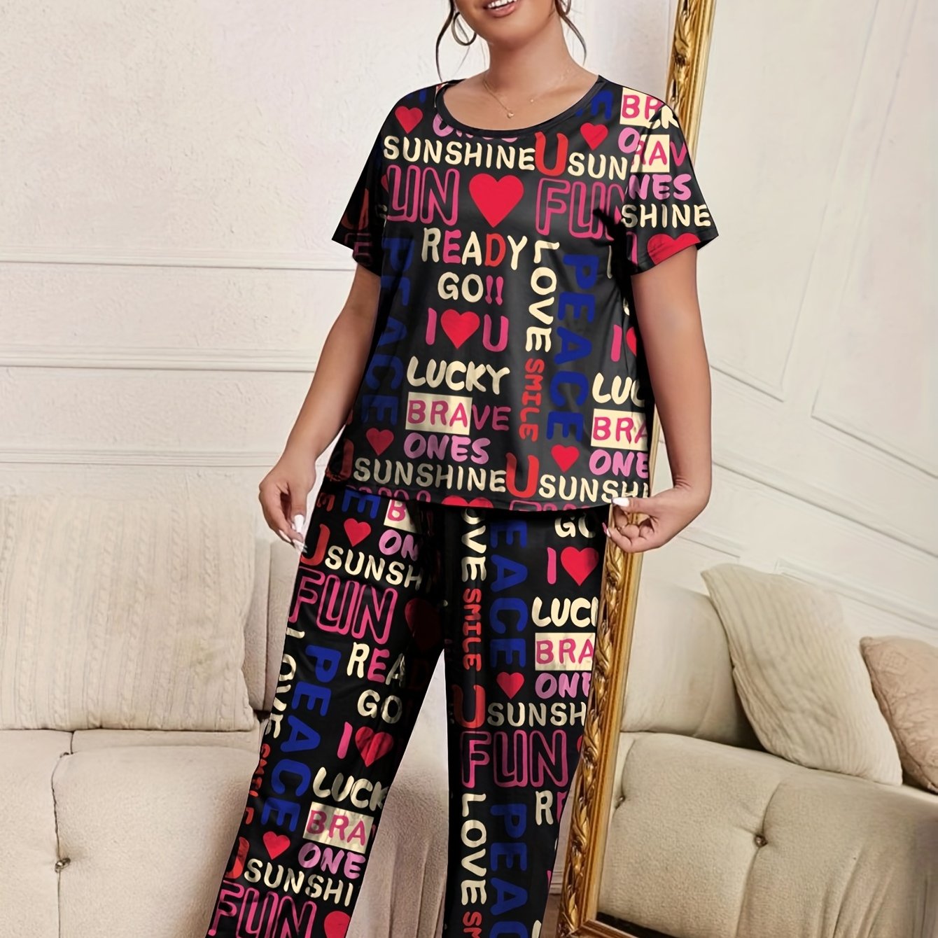  Heart & Letter Print Pajama Set Short Sleeve T-shirt & Pants