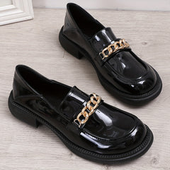Women's Chain Decor Loafers Retro Round Toe Faux Leather Shoes