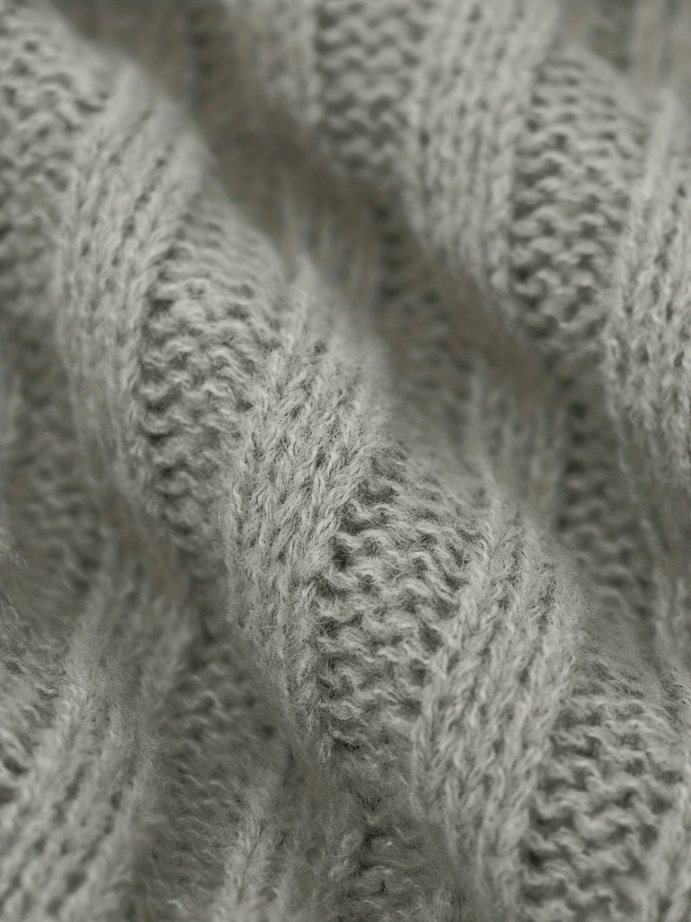 Men's Turtle Neck Cable Knit Sweater