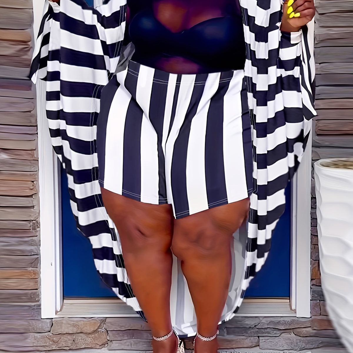  Stripe Print Bat Sleeve Cardigan & Shorts Outfit