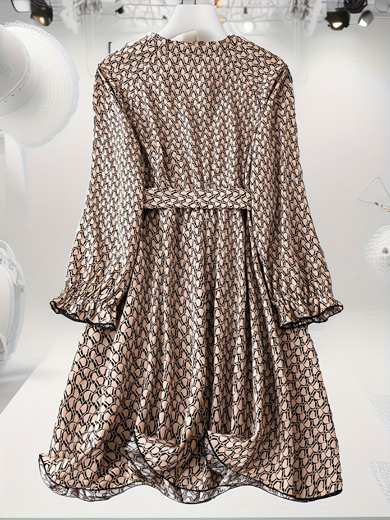  Allover Print Lantern Sleeve Casual Dress with Belt