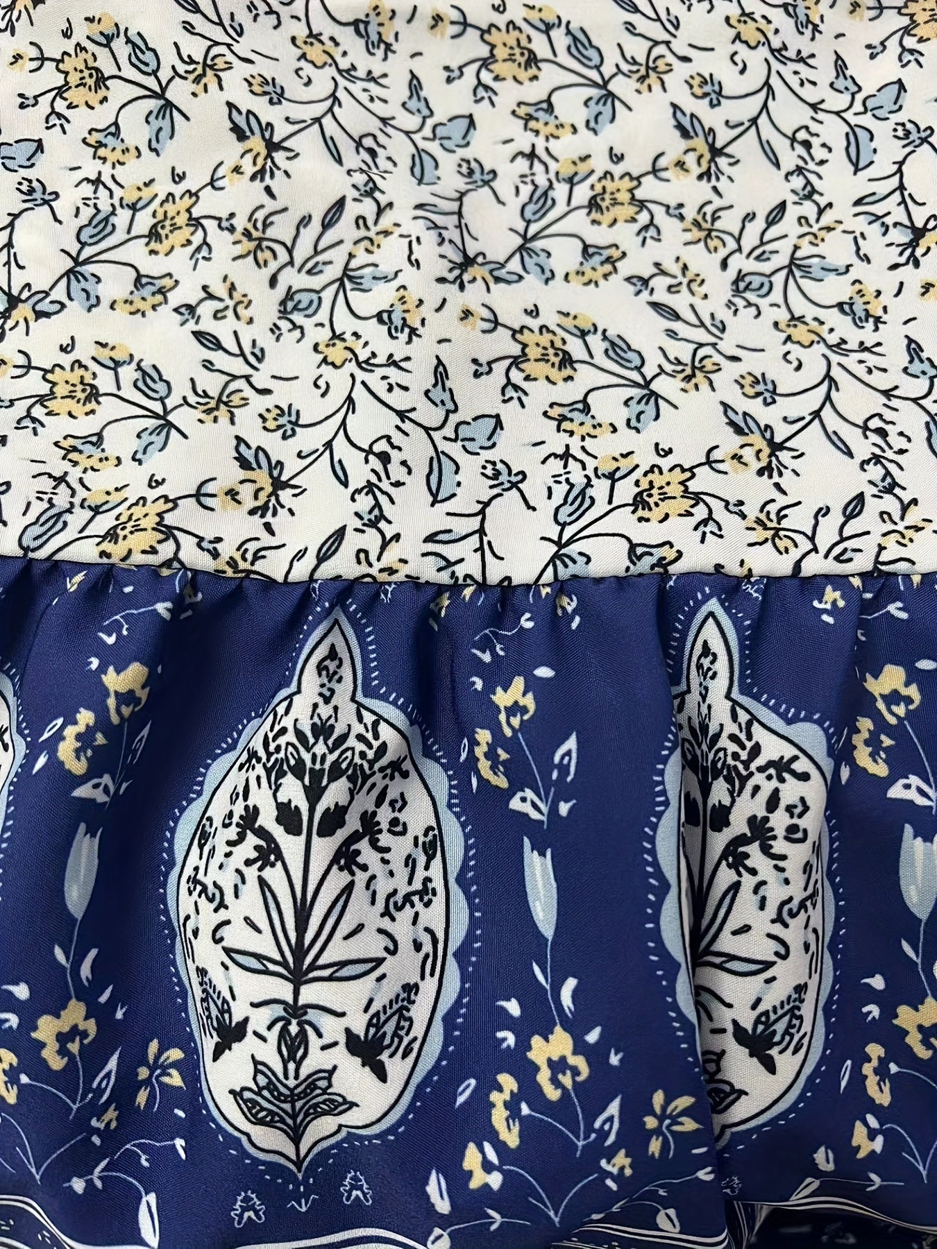  Ditsy Print Puff Sleeve Maxi Dress