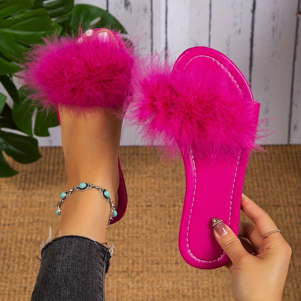 Women's Flat Slide Sandals Faux Fur Decor Summer Shoes