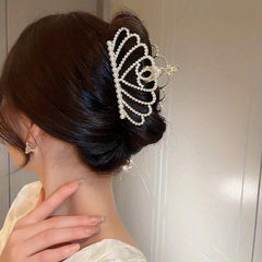 Faux Pearl Hair Claw Sweet Female Back Head Hair Clip Shark Claw Hair Accessory