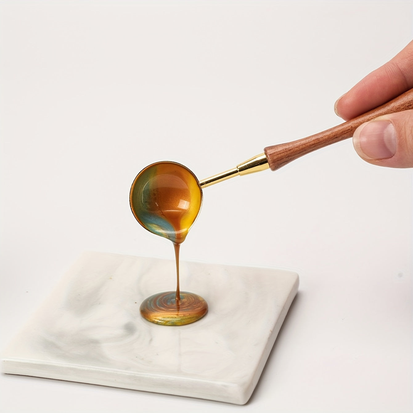 Golden Vintage Solid Wood Fire Paint Spoon for Wax Melting Stamp Making