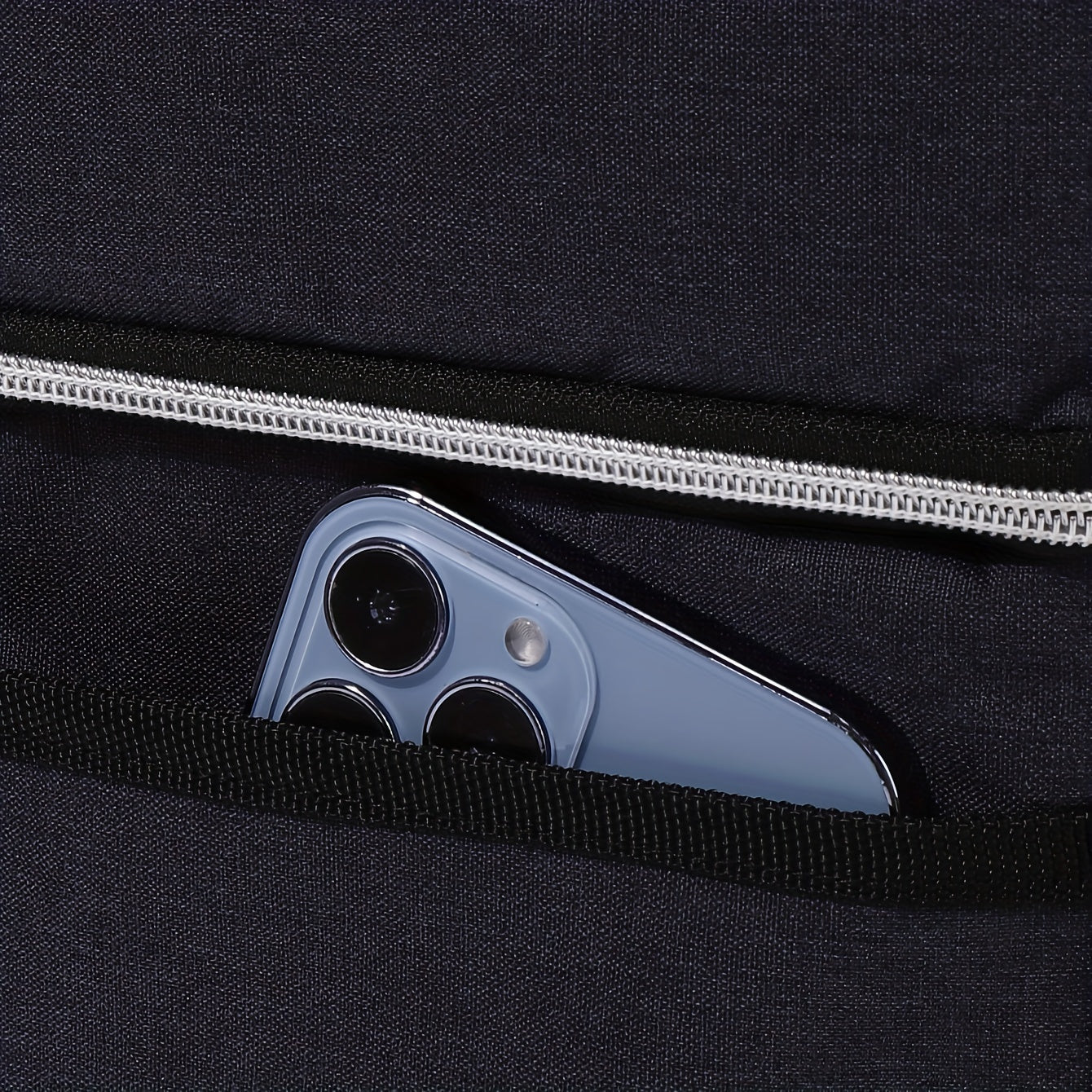 Portable Insulated Lunch Bag for Outdoor Picnic Travel