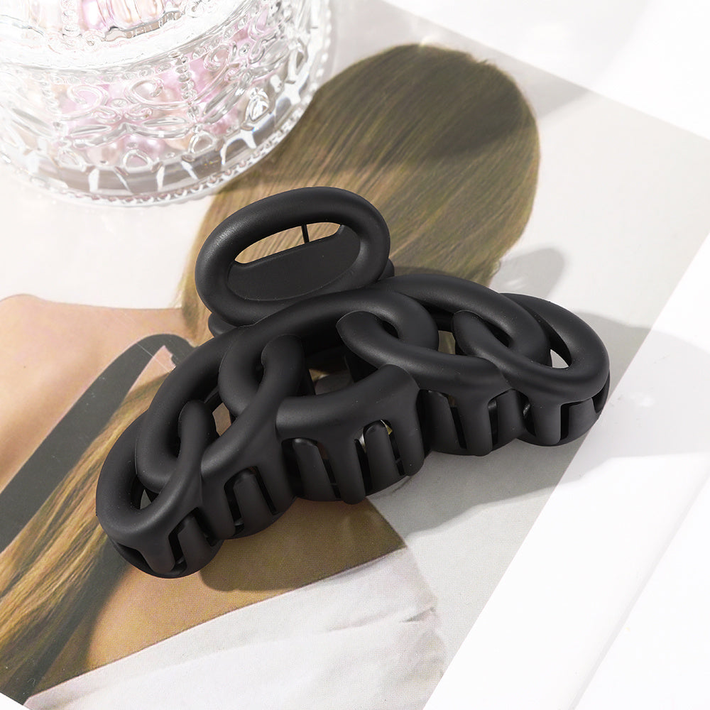 Vintage Hollow Out Hair Claw Frosted Hair Clip Women's Accessories