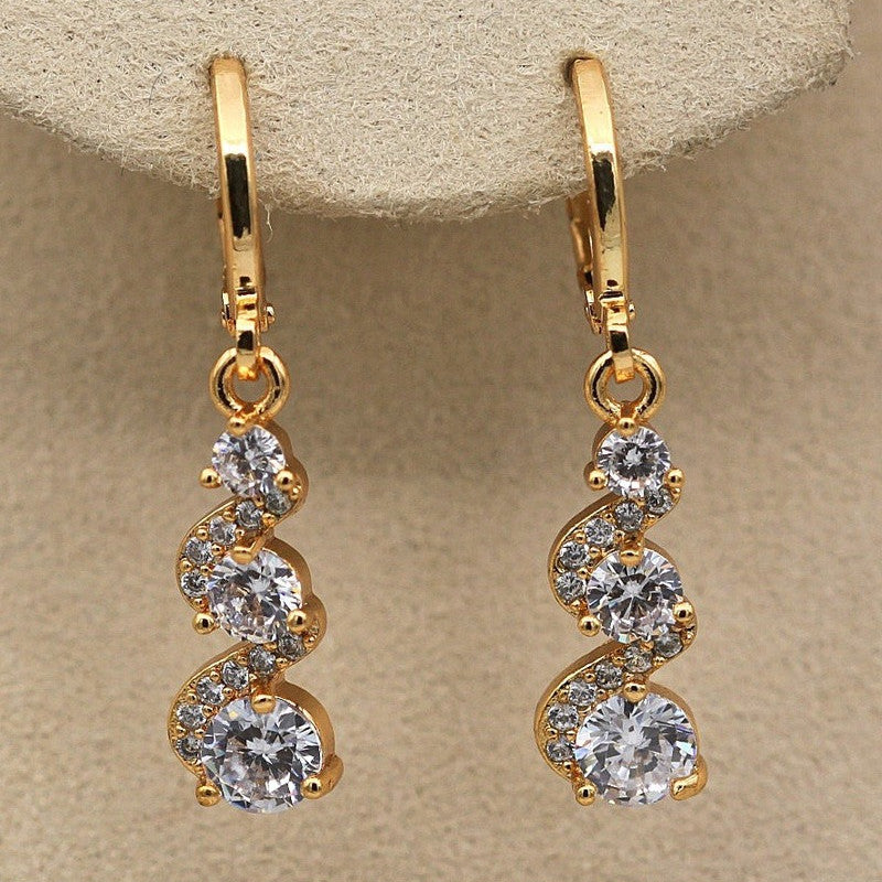 Vintage Green Stone Drop Earrings 14K Plated